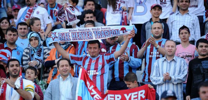 Izmirde Bize Heryer Trabzon Dedi